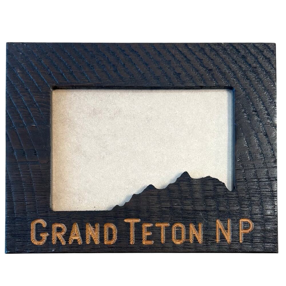 Grand Teton National Park Wood Photo Frame Laser-Engraved Skyline Design 5x7”